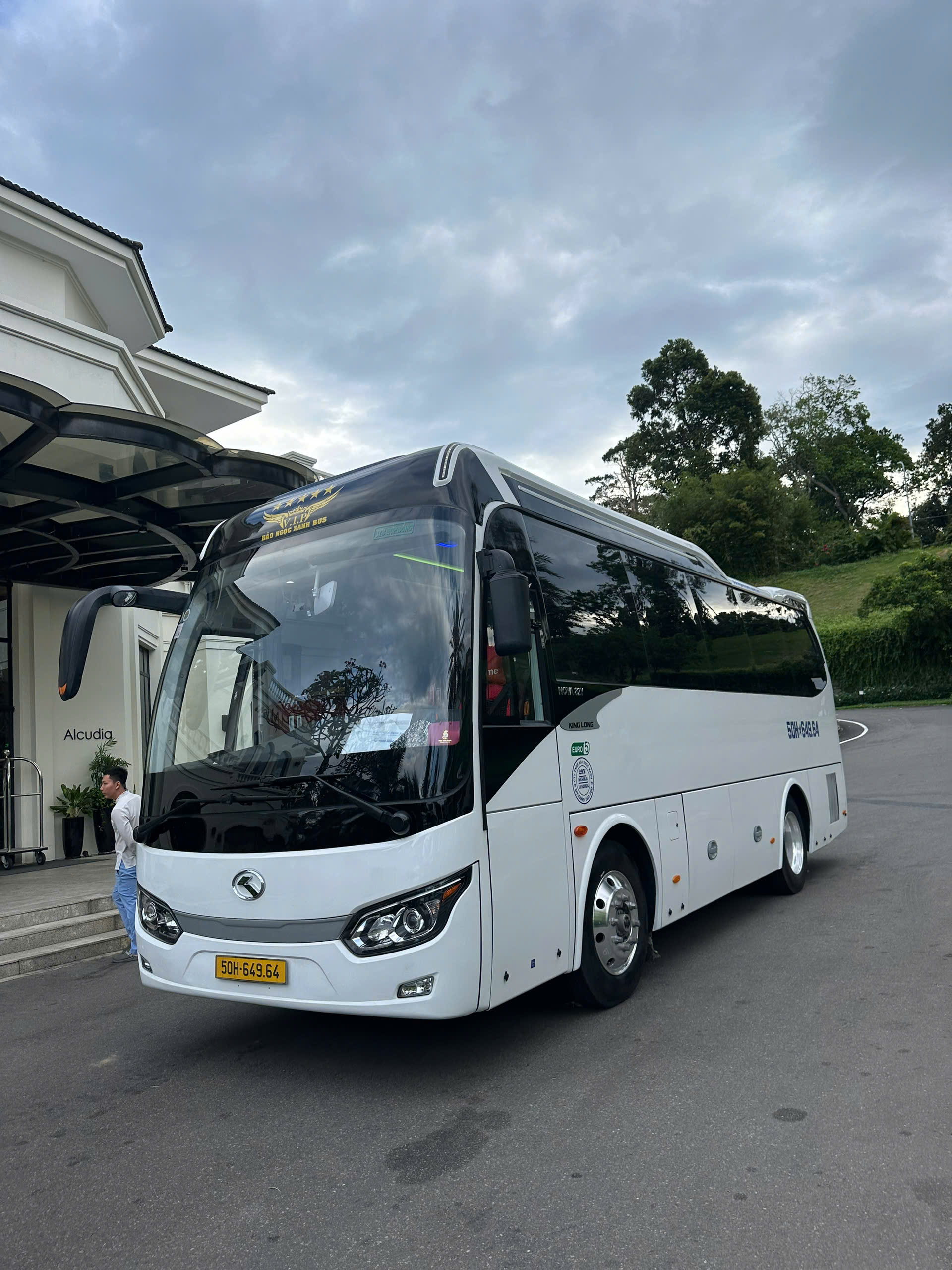 Thuê xe 34 chỗ tại Phú Quốc