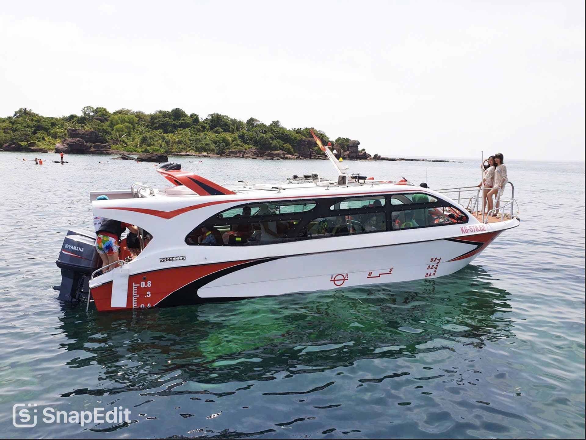 Dịch vụ thuê cano Phú Quốc