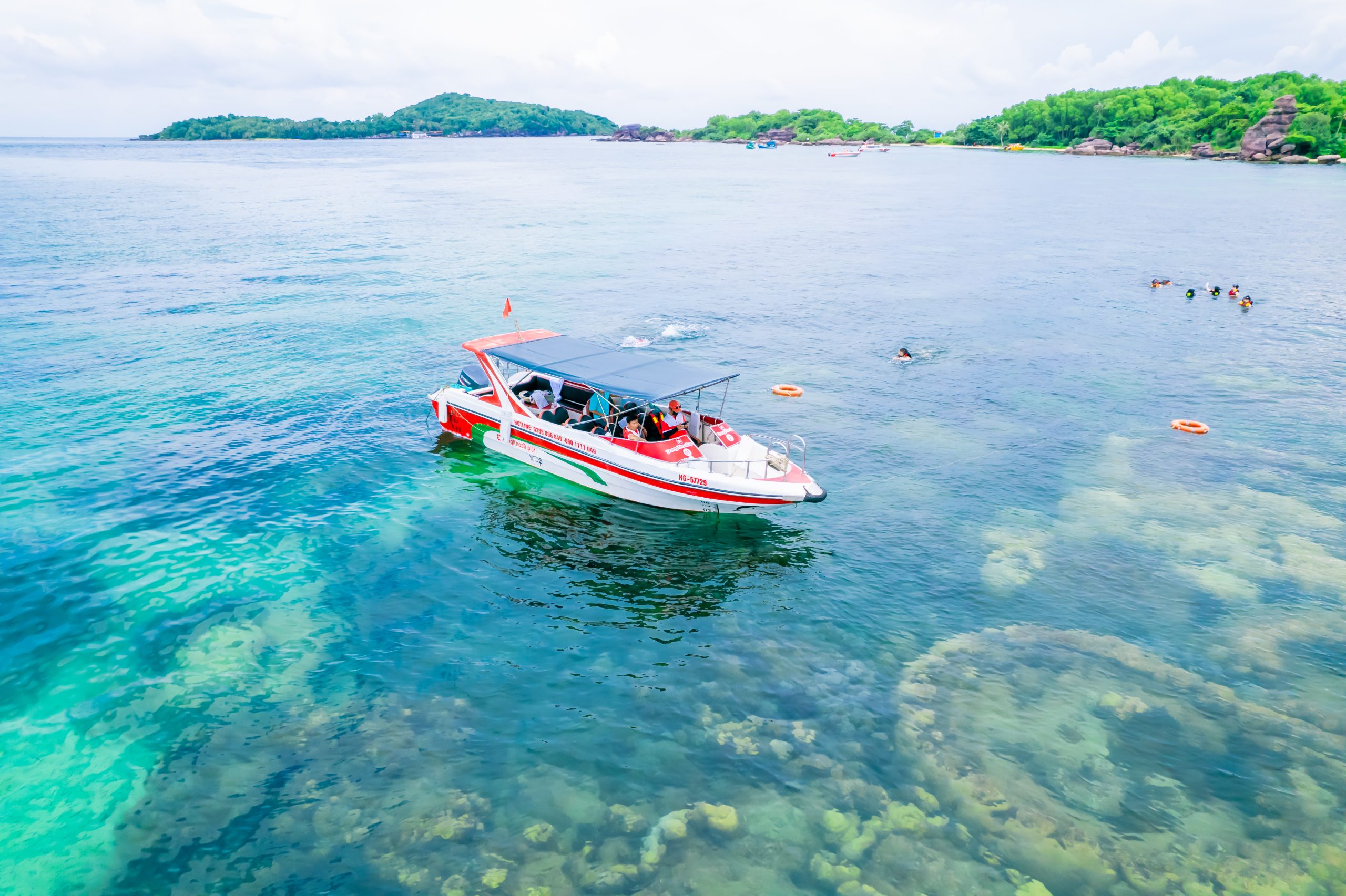Dịch vụ thuê cano Phú Quốc