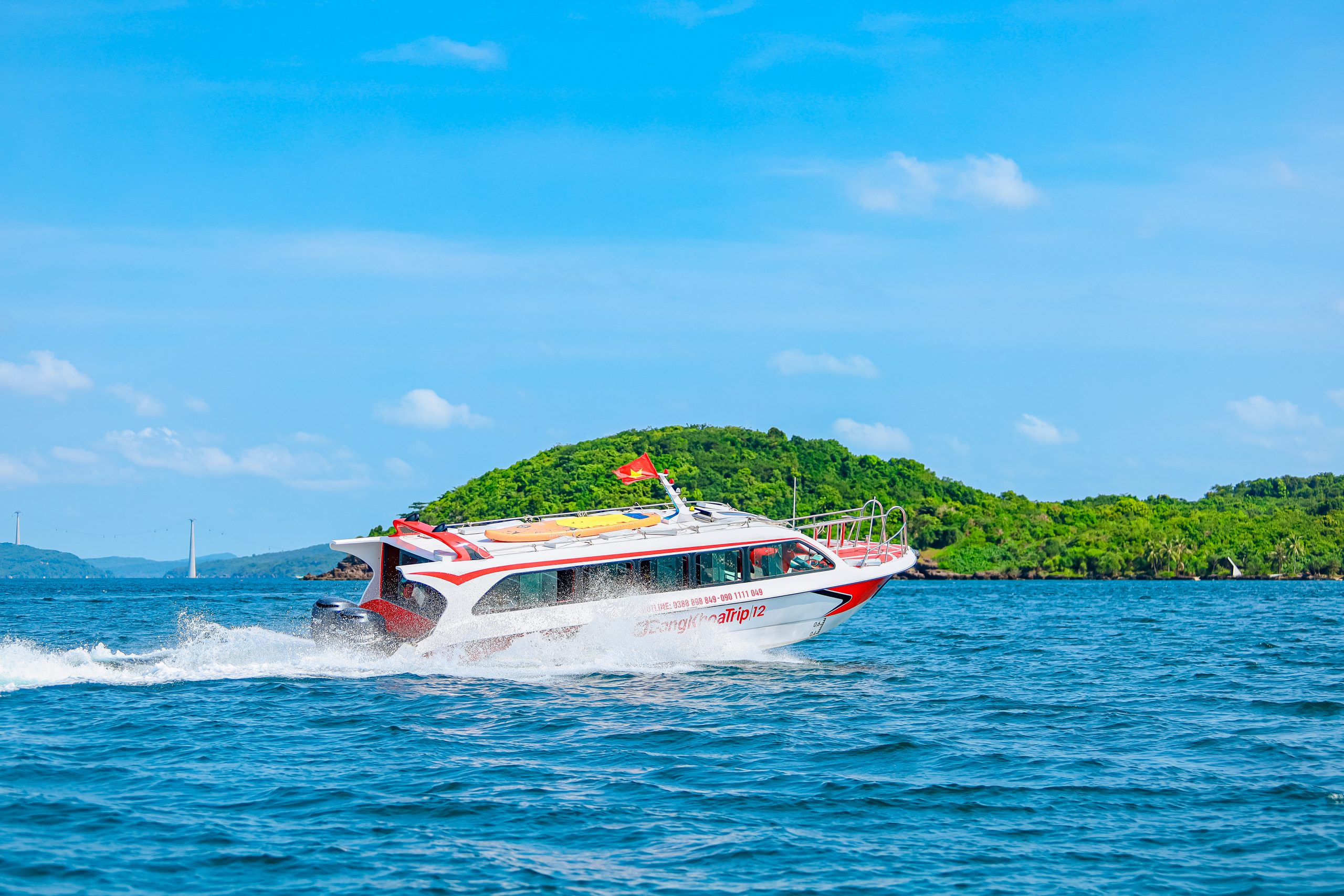 Dịch vụ thuê cano Phú Quốc